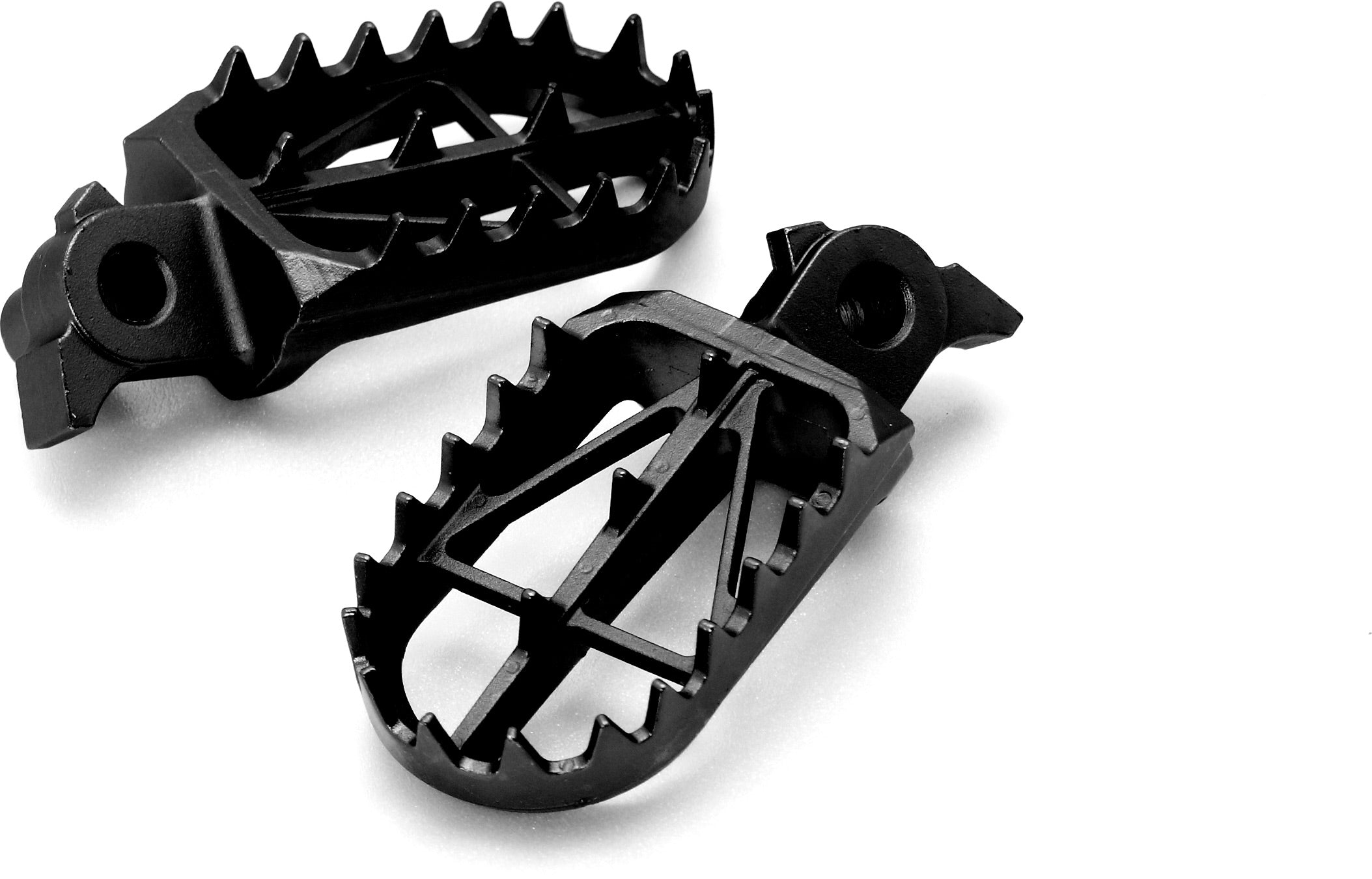 Ultra-Wide foot pegs for CrMo RMZ250/450 from 2012 to 2020, showcasing a durable design and enhanced grip for better performance.